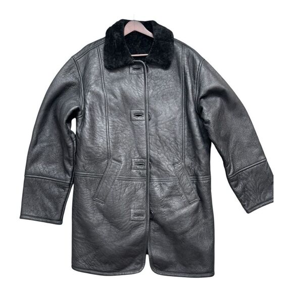 Women's Black Shearling Overcoat Size 42 (EUR) XL (US) - Picture 3 of 12